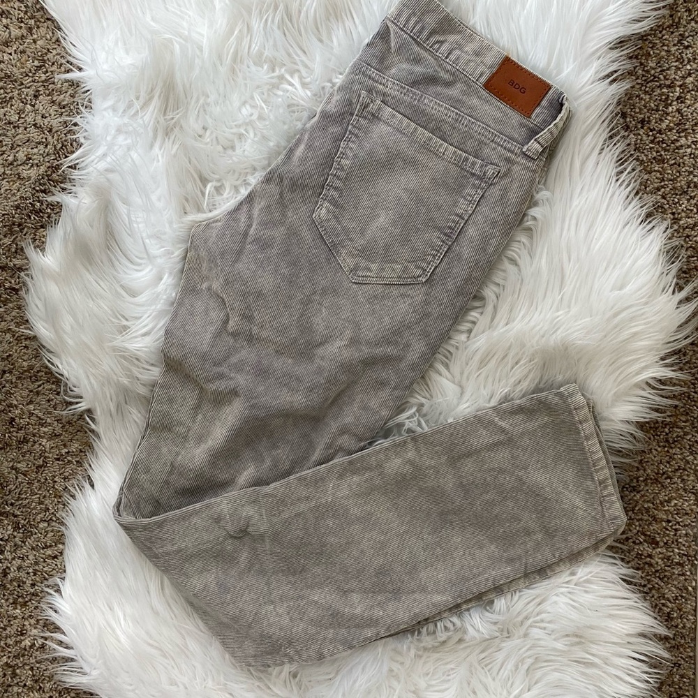 BDG Mid Rise Cigarette Ankle Cords - Picture 6 of 6